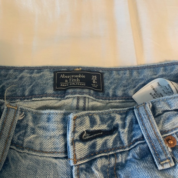 Abercrombie Ripped Girlfriend Jeans - Picture 2 of 4